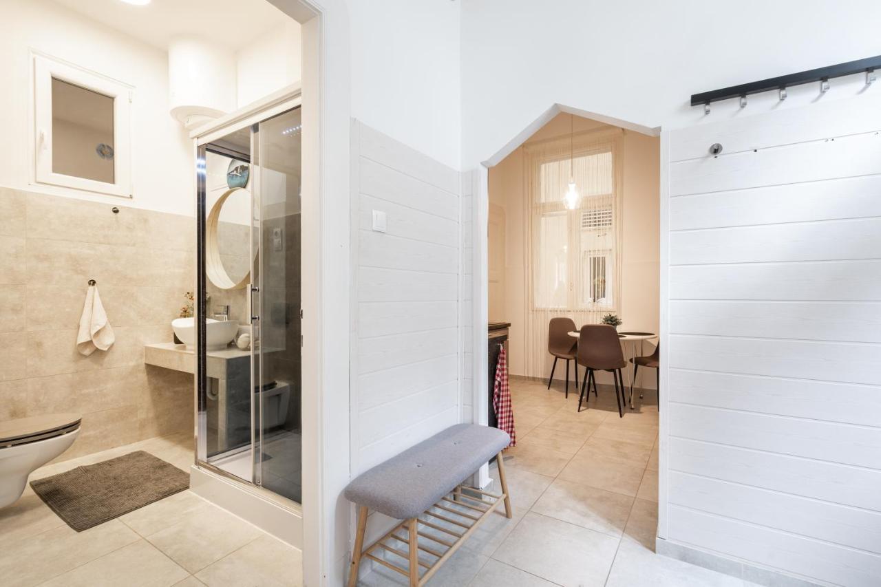The White House Apartment Budapest Exterior photo